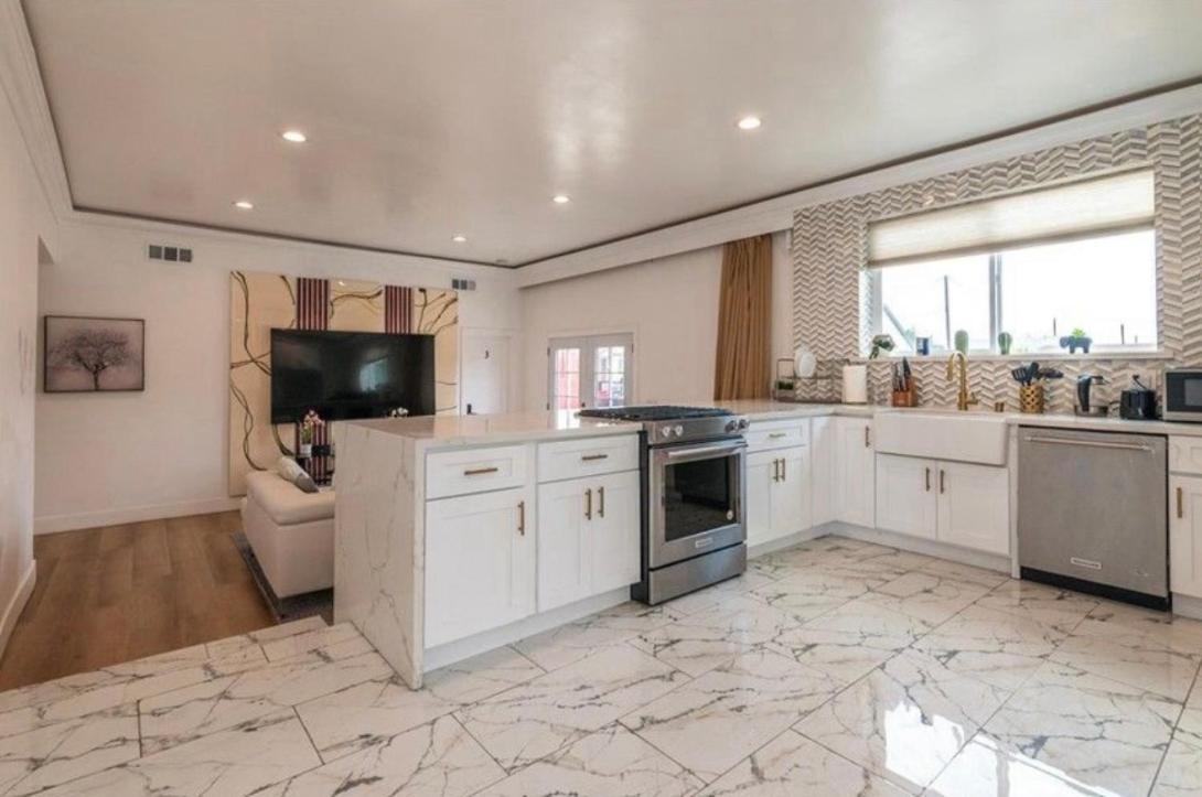 Hospedagem domiciliar Elegant Living Private In Modern 9 Los Angeles